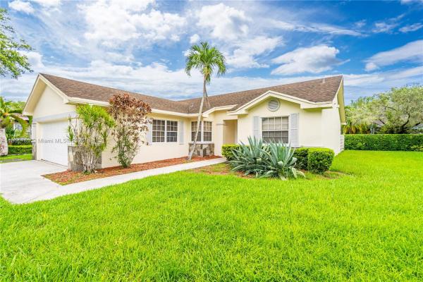 14660 SW 144th Ter #14660, Unincorporated Dade County, Florida 33186, image 1