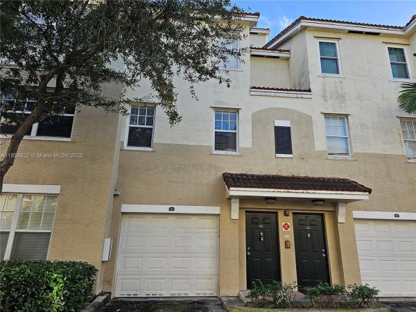 Poinciana Place, 5800 W Sample Rd #206, Coral Springs, Florida 33067, image 1