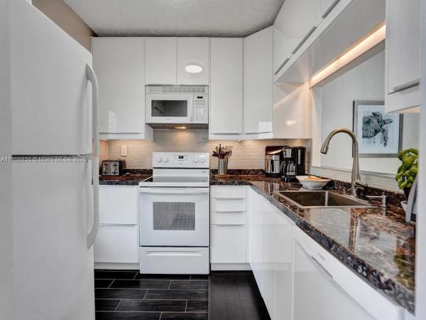 Elderberry Gardens, 5102 NW 36th St #511, Lauderdale Lakes, Florida 33319, image 1