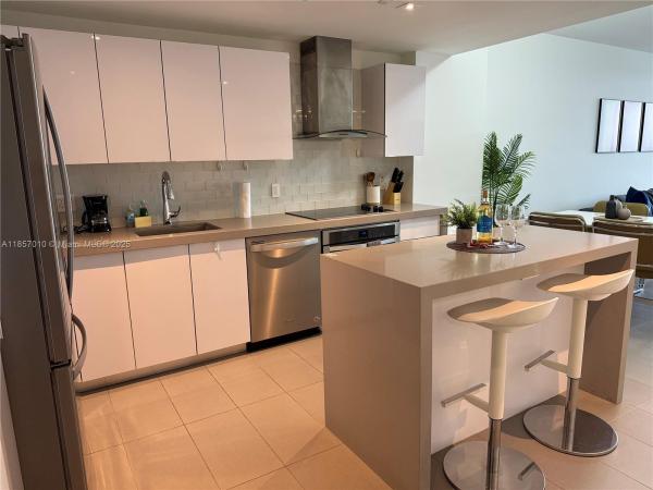 Canvas, 1600 NE 1st Ave #1412, Miami, Florida 33132, image 1