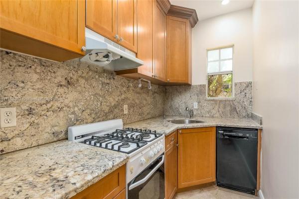 Lenox Manor, 814 Lenox Ave #5, Miami Beach, Florida 33139, image 1