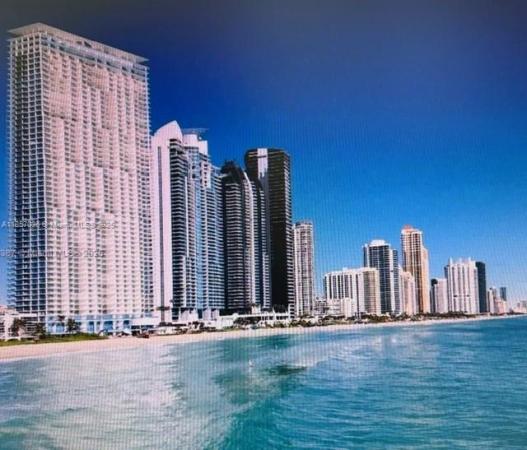 Plaza Of The Americas, 16919 N Bay Rd 214, Sunny Isles Beach, Florida 33160, image 1