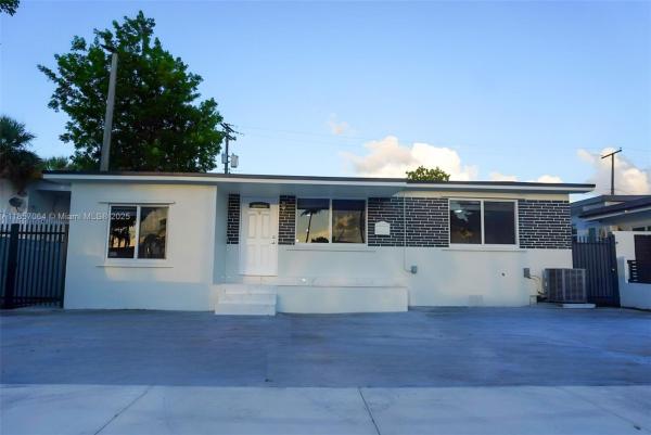 Ingleside Park, 4851 E 8th Ct, Hialeah, Florida 33013, image 1