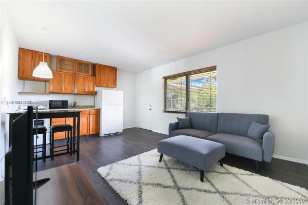 Beach Manor, 345 Michigan Ave #17, Miami Beach, Florida 33139, image 1