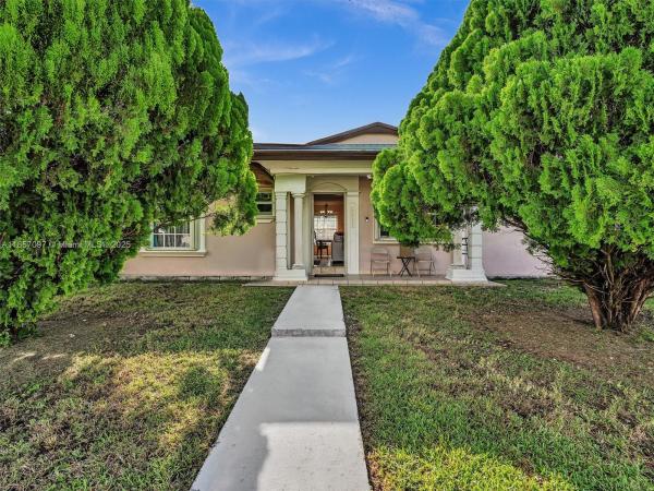 Caseil Heights, 30721 SW 150th Ave, Leisure City, Florida 33033, image 2
