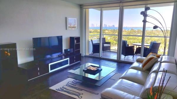 5600 Collins, 5600 Collins Ave #14H, Miami Beach, Florida 33140, image 3