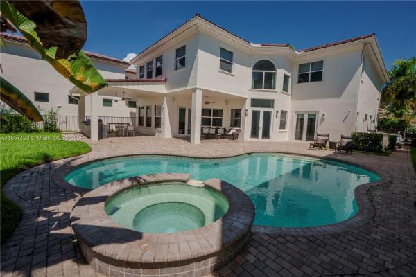 Grand Harbor Estates, 822 Meridian Ln, Hollywood, Florida 33019, image 1