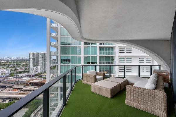 One Thousand Museum, 1000 Biscayne Blvd #2402, Miami, Florida 33132, image 1