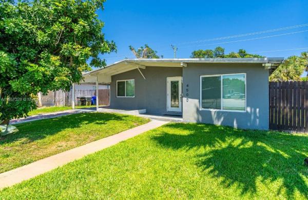 Pompano Beach Highlands, 4500 NE 18th Ave, Pompano Beach, Florida 33064, image 1