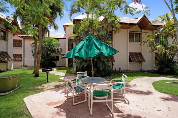 Kingston Square, 9400 SW 77th Ave #K8, Kendall, Florida 33156, image 3
