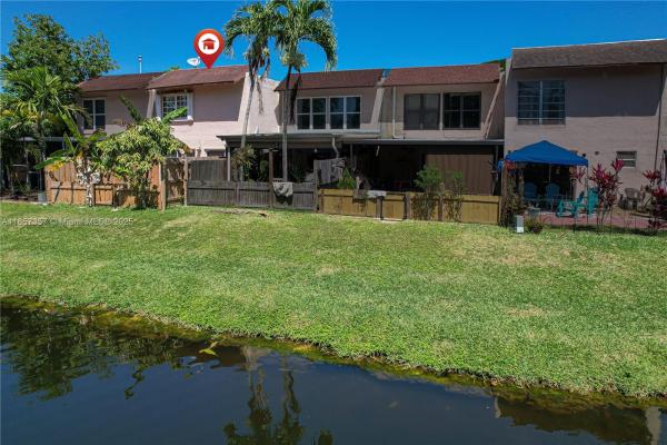 8302 SW 103rd Ave, Unincorporated Dade County, Florida 33173, image 1