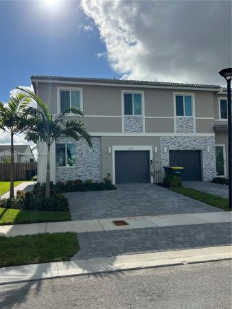 1451 SE 7th Ter #1451, Unincorporated Dade County, Florida 33034, image 1