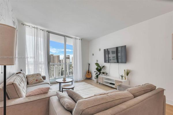 Latitude On The River, 185 SW 7th St #2204, Miami, Florida 33130, image 1