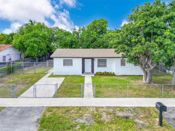 Los Angeles Estates, 12100 SW 191st Ter, South Miami Heights, Florida 33177, image 3