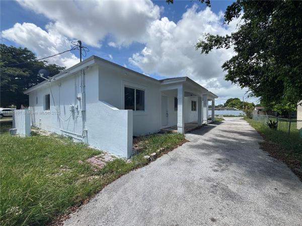26514 SW 138th Ave #26514/26516, Unincorporated Dade County, Florida 33032, image 1
