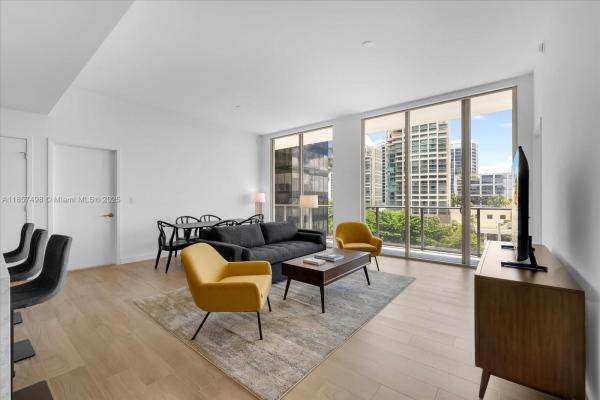 2678 Tigertail Ave #513, Miami, Florida 33133, image 3