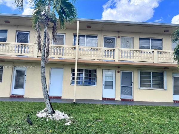 Romont South, 160 NE 203 Ter 5, Miami Gardens, Florida 33179, image 1