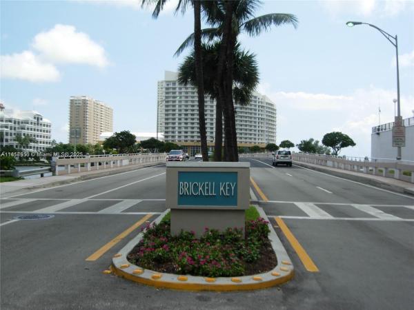Isola, 770 Claughton Island Dr #1605, Miami, Florida 33131, image 1