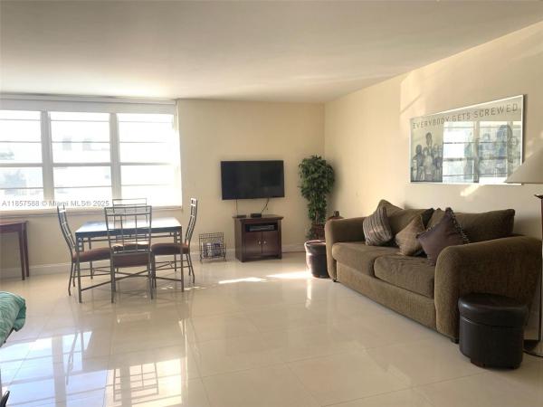 The Decoplage, 100 Lincoln Rd #316, Miami Beach, Florida 33139, image 1