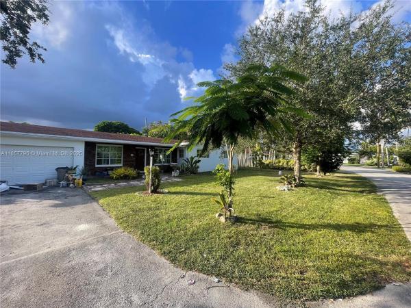 Merion Park, 6130 SW 64th Ave #., South Miami, Florida 33143, image 1
