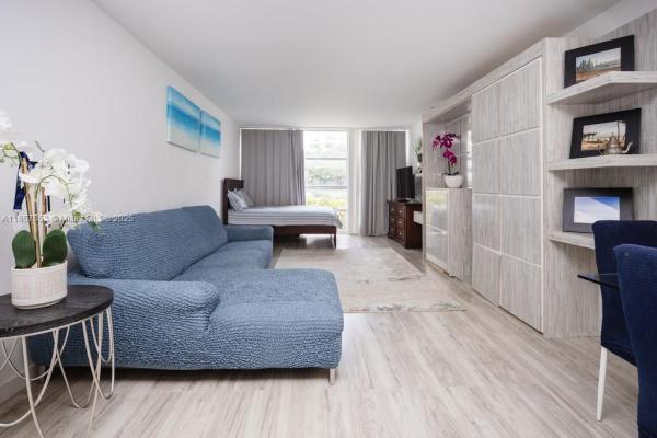 De Soto Park South, 501 Three Islands Blvd #117, Hallandale Beach, Florida 33009, image 1