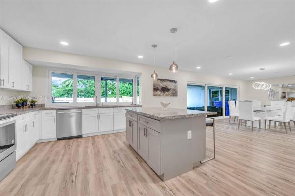 Hollywood Hills, 4901 W Park Rd, Hollywood, Florida 33021, image 1