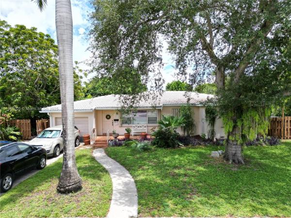 Hollywood Little Ranches, 2527 Fillmore St, Hollywood, Florida 33020, image 1