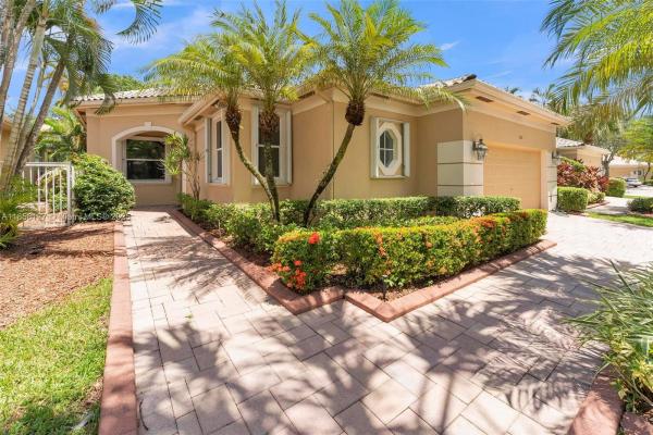 Bay Isle, 2468 Bay Isle Ct, Weston, Florida 33327, image 1