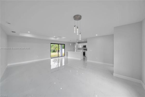 1421 Nw 7th Pl, Cape Coral, Florida 33993, image 3