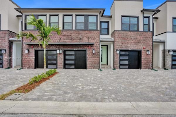 Emory Townhomes, 767 NW 82nd Ter, Plantation, Florida 33324, image 1