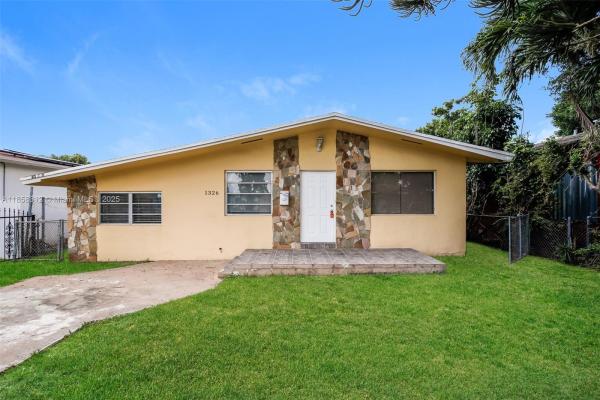1326 NW 72nd St, Unincorporated Dade County, Florida 33147, image 1