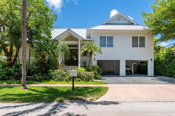 Biscayne Key Estates, 285 W Enid Dr, Key Biscayne, Florida 33149, image 1