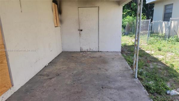 Riviera Beach Heights, 917 W 2nd St, Riviera Beach, Florida 33404, image 2