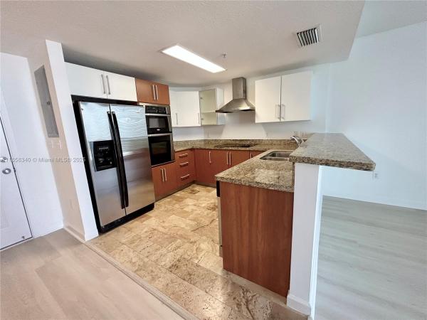 The Sail On Brickell, 170 SE 14th St #3006, Miami, Florida 33131, image 1