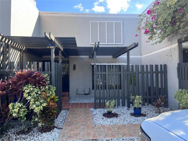 Villas Lakes, Pembroke Pines, Florida 33026, image 1