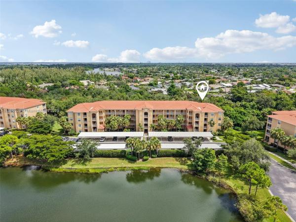 8341 Whiskey Creek Cir #549, Fort Myers, Florida 33919, image 1