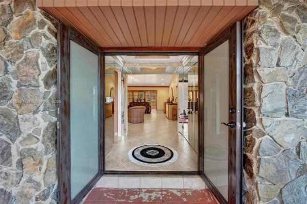 Villa Residences Of Emerald Hills, 3650 N 36th Ave #8, Hollywood, Florida 33021, image 2