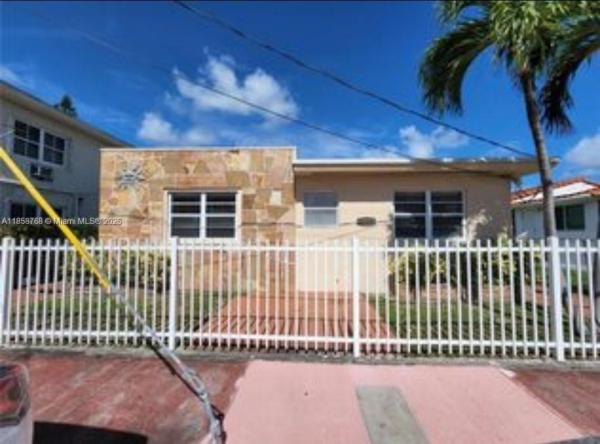 Altos Del Mar, 7710 Carlyle Ave, Miami Beach, Florida 33141, image 1