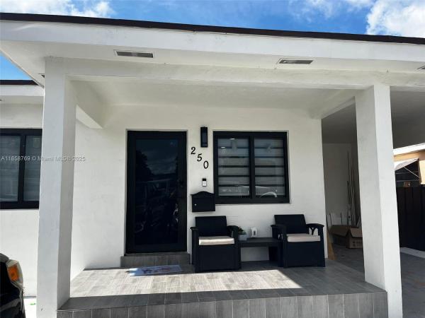 Hialeah Studio, 250 W 14th St, Hialeah, Florida 33010, image 1