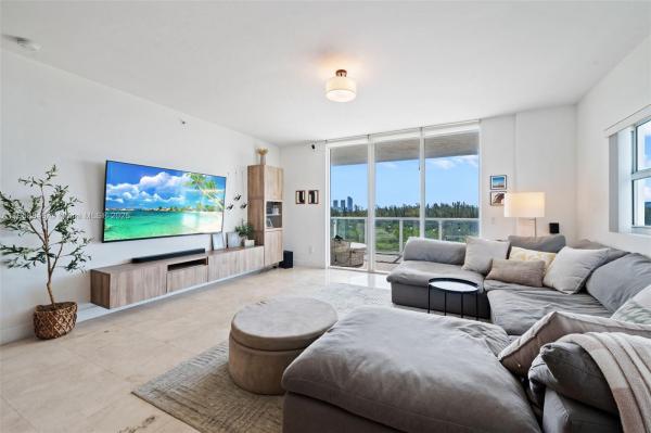 One Fifty One At Biscayne, 15051 Royal Oaks Ln #806, North Miami, Florida 33181, image 1