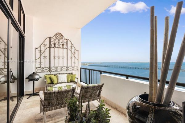 Villa Regina, 1581 Brickell Ave #T104, Miami, Florida 33129, image 1