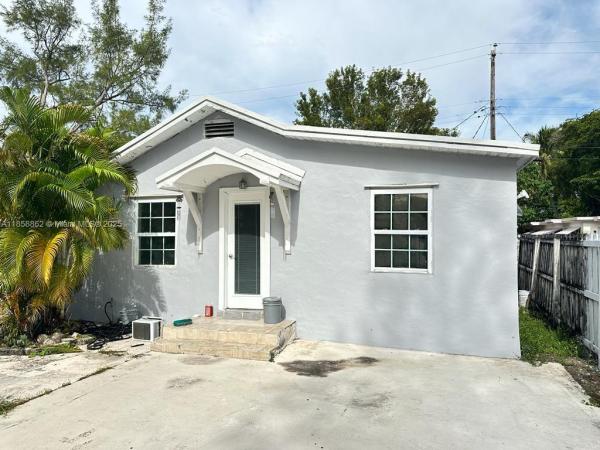 Chattanooga Park, 1721 Mckinley St, Hollywood, Florida 33020, image 1