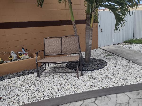 Westhaven Heights, 943 W 64th Pl, Hialeah, Florida 33012, image 1