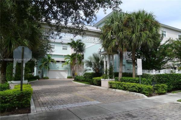 Conch Key Villas, 439 NE 1st St, Pompano Beach, Florida 33060, image 1