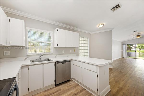 Images At Pembroke Pointe, 510 NW 108th Ter, Pembroke Pines, Florida 33026, image 1