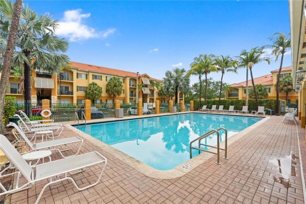 Palm Gardens At Doral, 7230 NW 114th Ave #202, Doral, Florida 33178, image 2