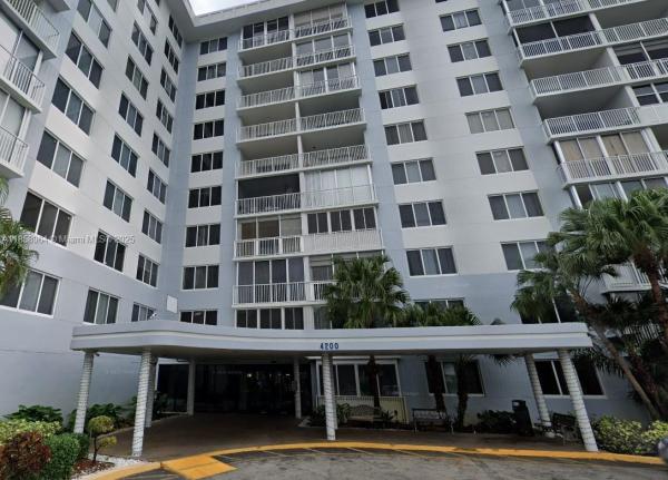 Hillcrest, 4200 Hillcrest Dr #206, Hollywood, Florida 33021, image 1