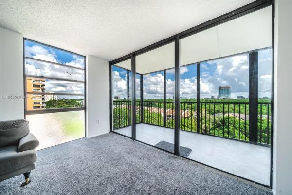 Dorset House, 2500 NE 135th St #C610, North Miami, Florida 33181, image 1