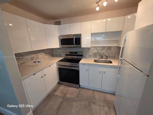 The Palms At Dania Beach, 4732 SW 33rd Ave #104, Dania Beach, Florida 33312, image 1