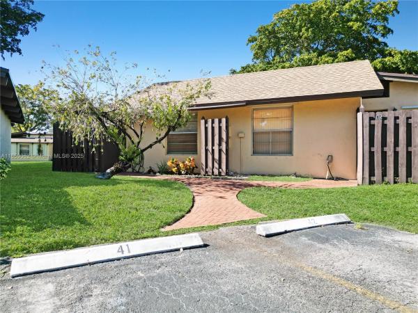Villas At Carriage Hills, 114 Essex Rd #1-36, Hollywood, Florida 33024, image 1